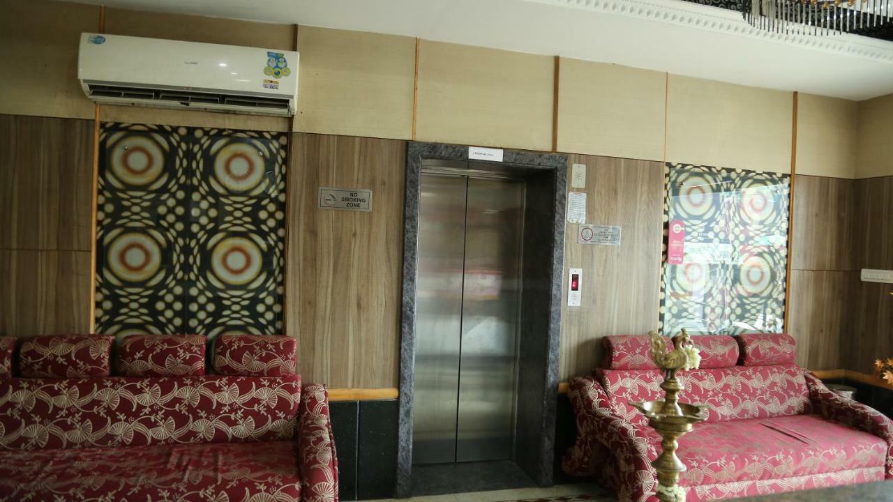 ホテル Sriannamalaiyar Residency ヴェールール エクステリア 写真